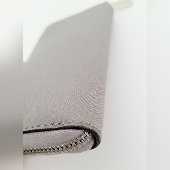 Michael Kors Safiano Leather Zip Around Wallet - Picture 5 of 10